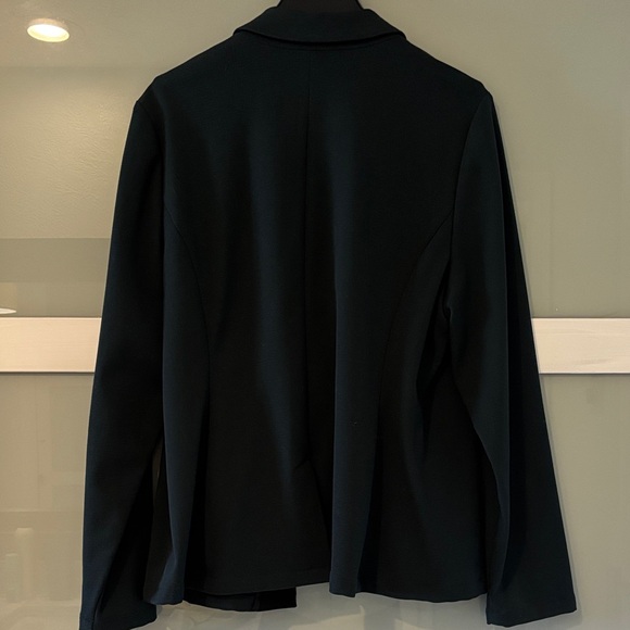 Classic Open-Front Women's Blazer Jacket in Dark Green and Black - Picture 7 of 8